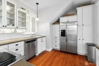 Bright, functional layout ideal for everyday cooking