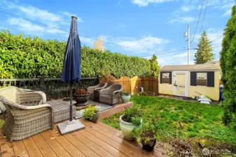 Trex deck perfect for outdoor entertaining