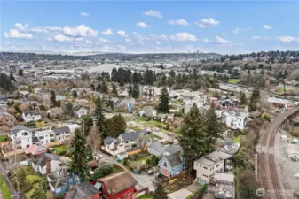 Walking distance to the Ballard Locks, Golden Gardens, and downtown Ballard.