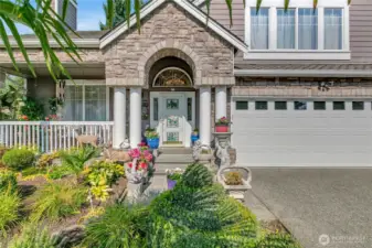 Welcoming front covered porch.