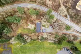 Secluded, yet close to city center