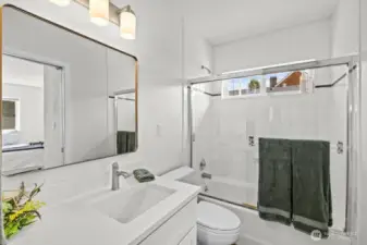 Primary 1 bathroom