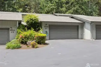 Point Evans consistf of eight reidential buildings, with four homes in each. The extended driveway spaces make entering and leaving a breeze.