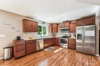 Light, bright with plenty of room to work