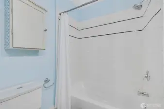 Everything is spotless.