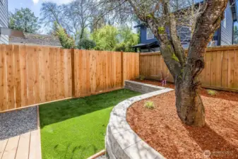 Western facing, fully fenced back yard.