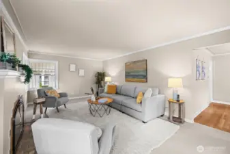 Living room to dining room, yes hardwoods!