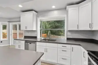 Imagine breakfasts with the Milton Green Belt as your backyard!