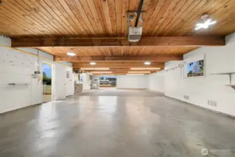 Could be great gym space!