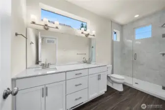 Primary ensuite bathroom