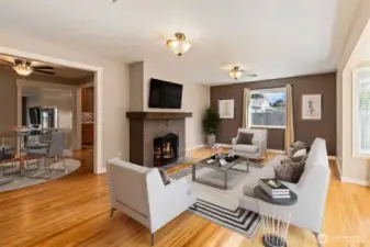Virtually staged living