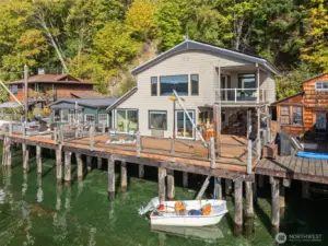 Waterfront Side of Home 4 North Salmon Beach