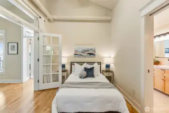 Bedroom 2 (Level 2)  4 North Salmon Beach
