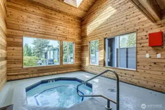 A spacious hot tub to relax and warm up, whether in the summer or winter!