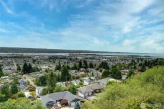Endless big sky and bay views