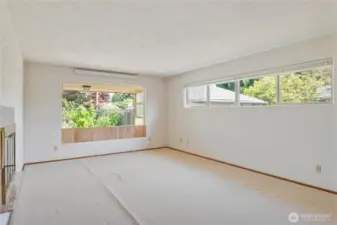 Spacious Family Room