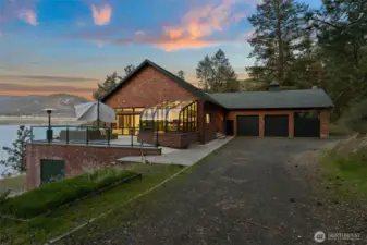 Whitestone Rock Retreat