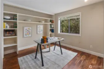 Additional bedroom with built-ins.
