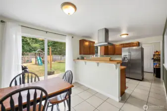 Dinning area 10x8