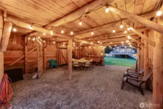 Do your or any of yours love to entertain? There are so many locations at this one property it will be hard to choose where. The loft over this barn is ideal for storage or...who needs a club house?