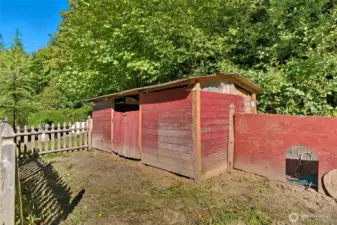 Make this into a chicken coop or use as an extra storage shed
