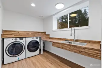 Here is the utility room. I told you it is fantastic with the custom wood counters and deep sink, AND BRAND-NEW WASHER AND DRYER INCLUDED.  IT IS BEAUTIFUL!!