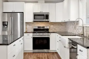 Lots of cabinets