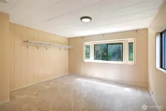 Spacious primary bedroom.