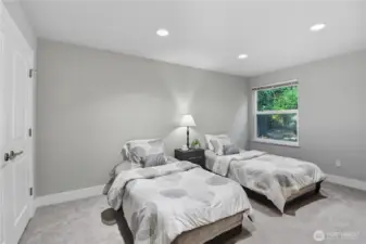 Wide 2nd bedroom for twin beds or queen-sized bed.