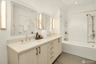 Upper level guest bath.