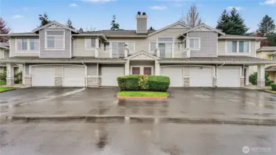 Enjoy community playground, parks & trails minutes from your door!