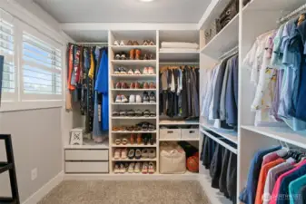 custom closet organizer
