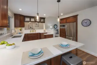 New Quartz Counters & New Backsplash