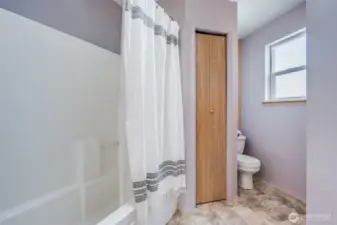 Master 5-piece Bath