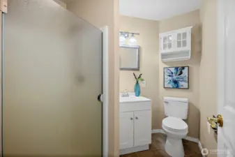 Main level bathroom.