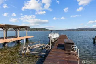 Dock