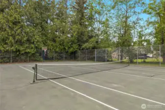 Community tennis court