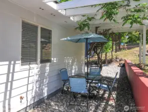 BACK YARD SITTING AREA