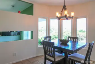 EATING AREA