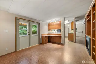 Guest/Rental home family room