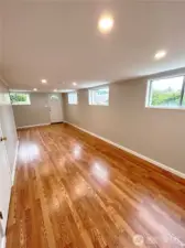 Bright and inviting daylight basement can be use as an additional bedroom, office, tv room, playroom, you decide!