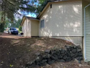 Plenty of room for the RV beside the garage.