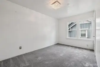 UPPER bedroom 4