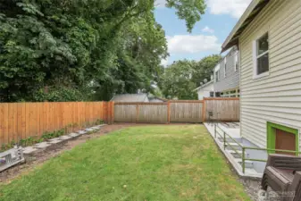 Fully fenced rear yard
