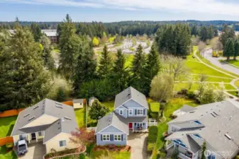 Fantastic location, walking distance to town center.
