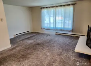 Downstairs unit. Photos taken prior to current tenant occupying unit.