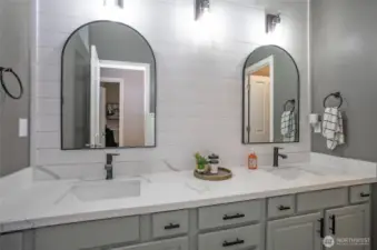 Updated Bathroom!