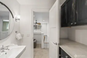 Hall bathroom upstairs