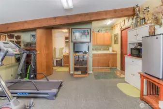 ADU has kitchenette and 3/4 bath.