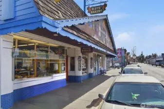 You could WALK to Sluy's Bakery!